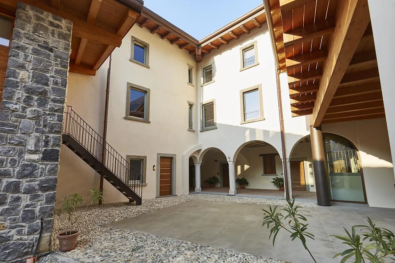 Bed and Breakfast Palazzo Eleonora Monasterolo del Castello