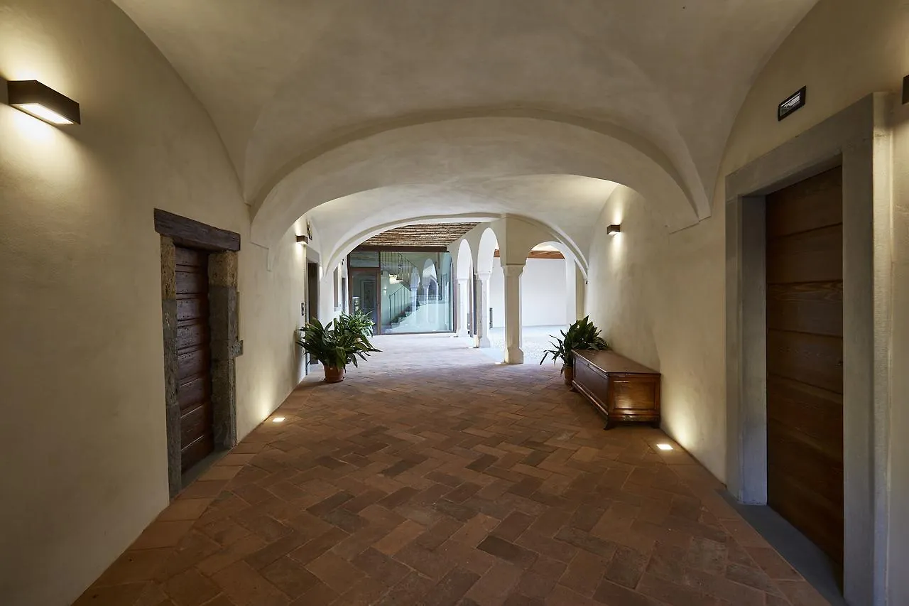 Bed and Breakfast Palazzo Eleonora Monasterolo del Castello 0*,