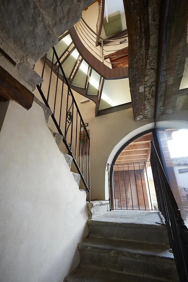 Frühstückspension Bed and Breakfast Palazzo Eleonora Monasterolo del Castello Italien
