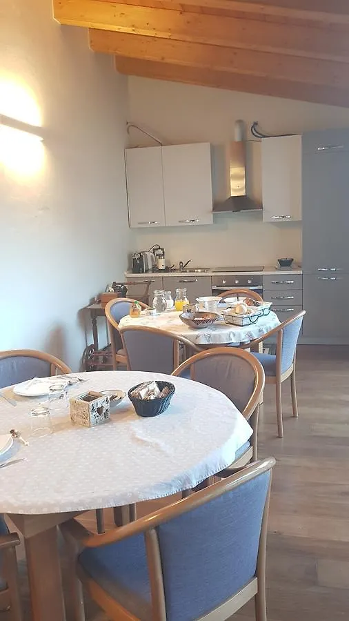 Bed and Breakfast Palazzo Eleonora Monasterolo del Castello